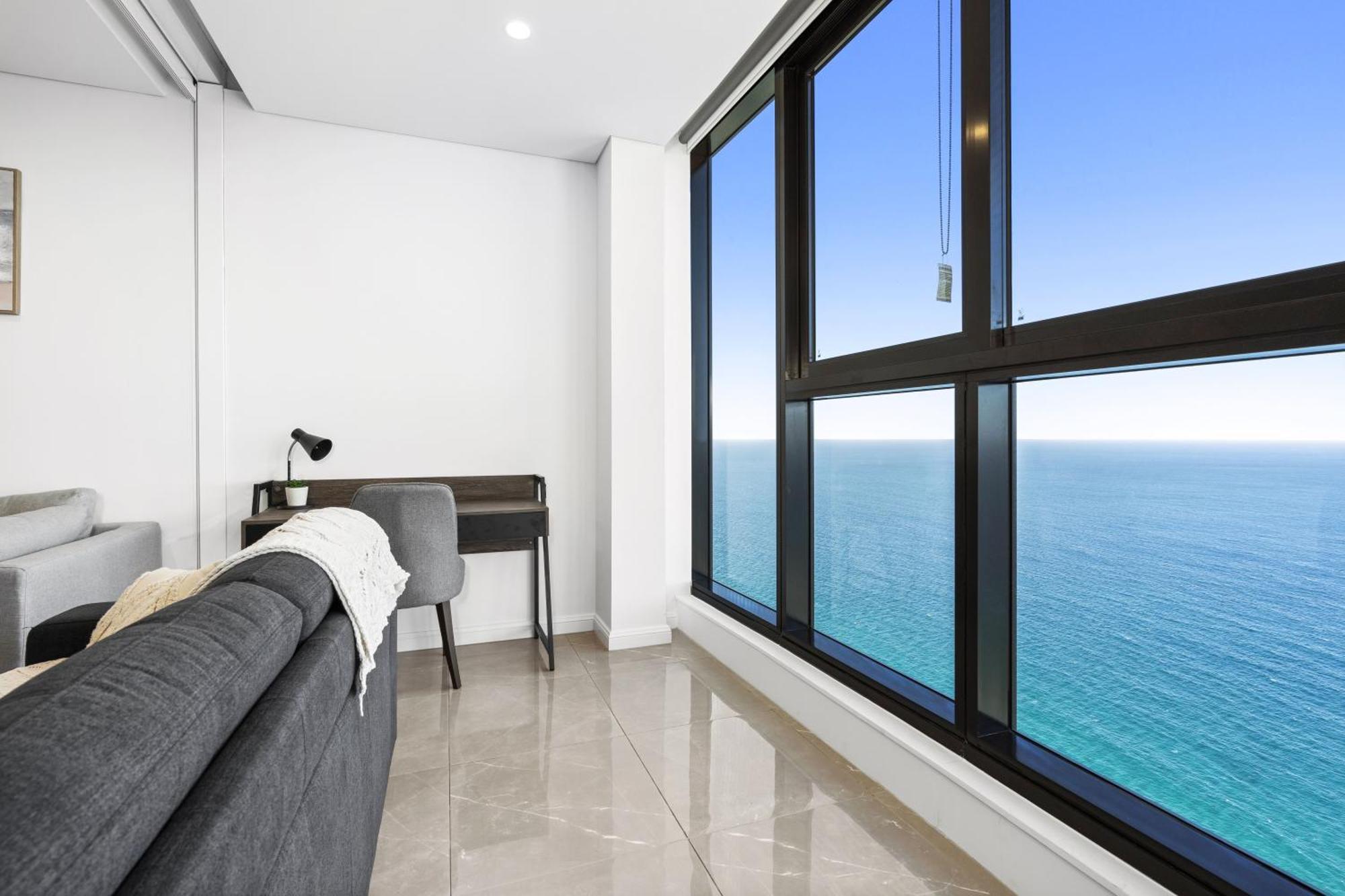Ocean Views In Beachside 2-bedroom Unit - Q Apartment *